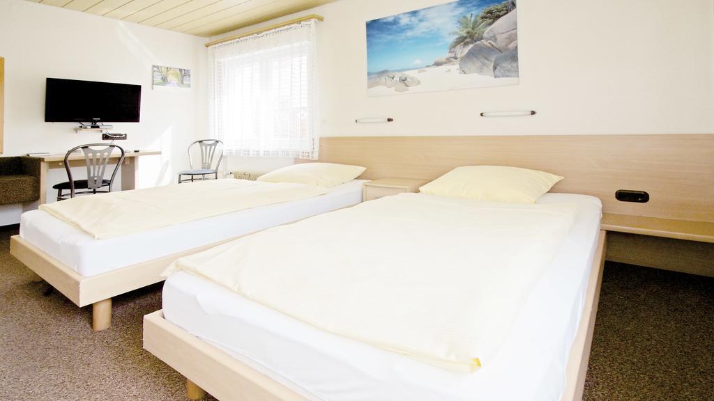 Hotel Victoria Weil am Rhein Room photo